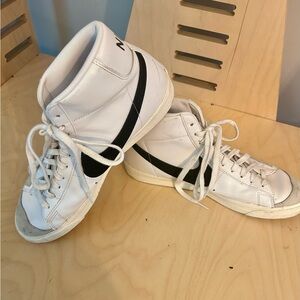 Men’s Nike Blazer’s Mid ‘77